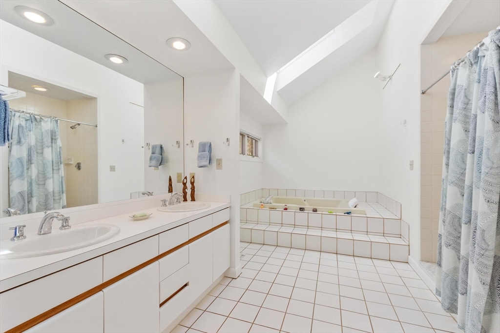 781 Strawberry Hill Road Concord, MA 01742 - Photo 24 of 42