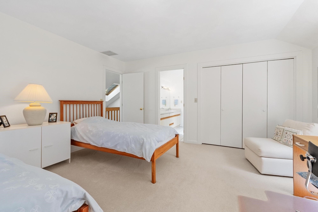 781 Strawberry Hill Road Concord, MA 01742 - Photo 27 of 42