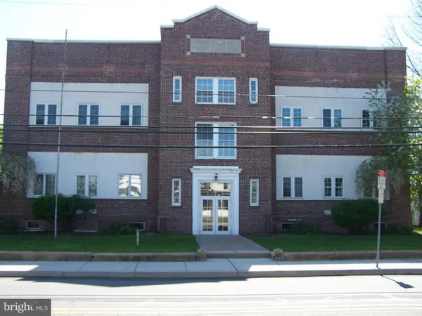 $1,025 | 643 Main Street, Unit B3, Pennsburg, PA 18073