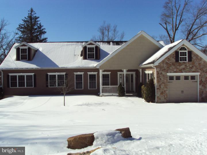 2046 Durham Road New Hope, PA 18938 - Photo 1 of 19 Gallery Image 1