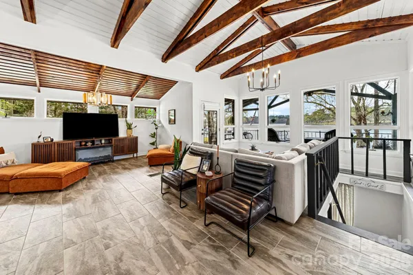 $615,000 | 2262 Beaver Creek Road, Liberty Hill, SC 29074