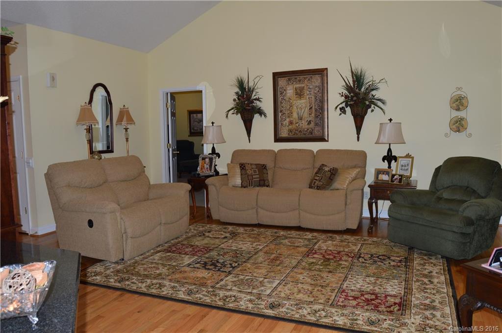 1602 Hunters Place Road York, SC 29745 - Photo 14 of 22 Gallery Image 14