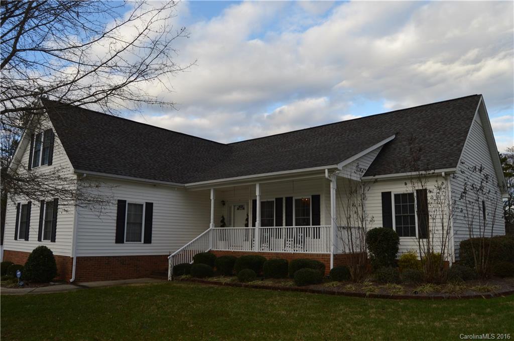 1602 Hunters Place Road York, SC 29745 - Photo 3 of 22 Gallery Image 3