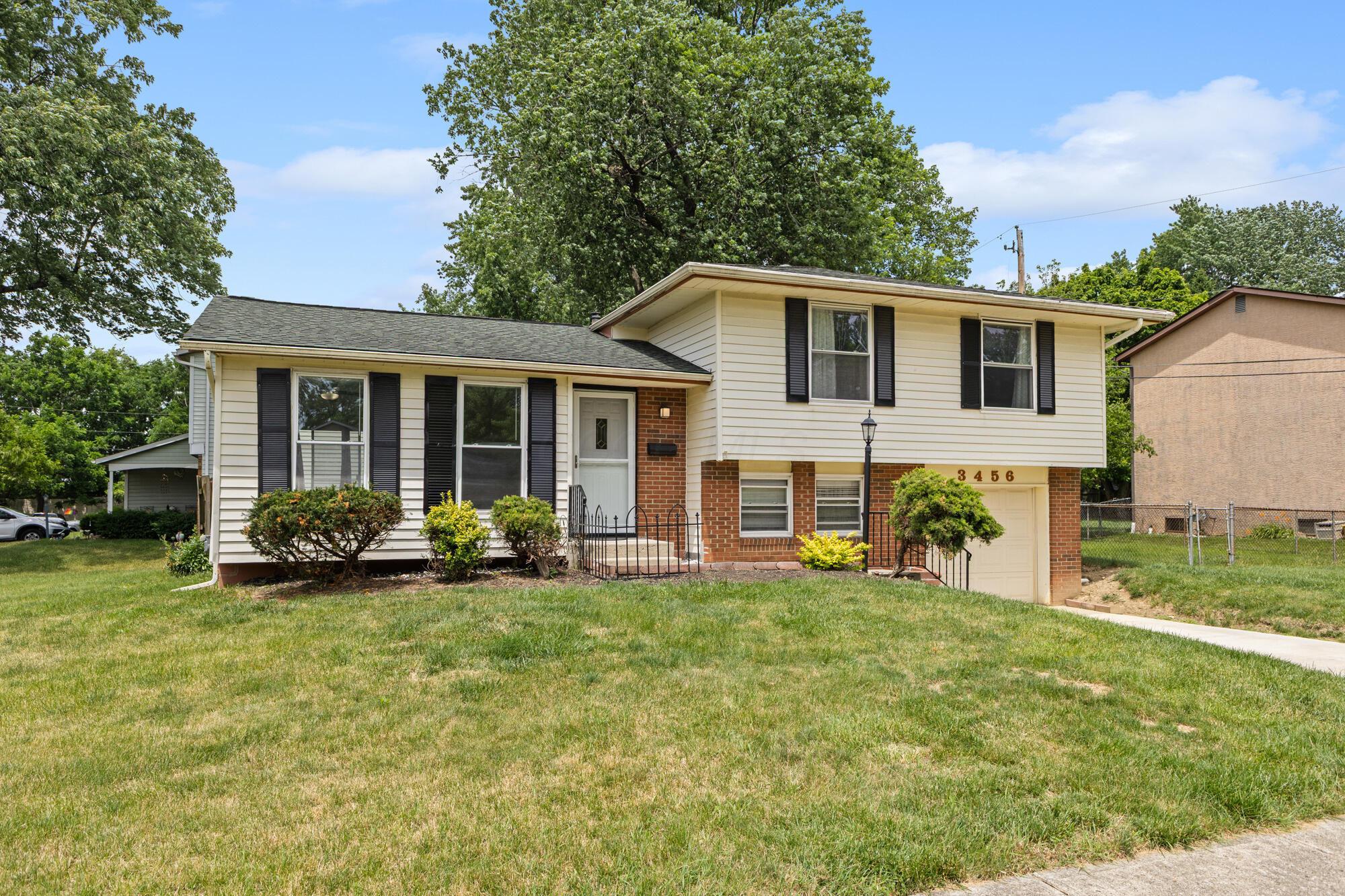3456 Fox Run Road Westerville, OH 43081 - Photo 3 of 30
