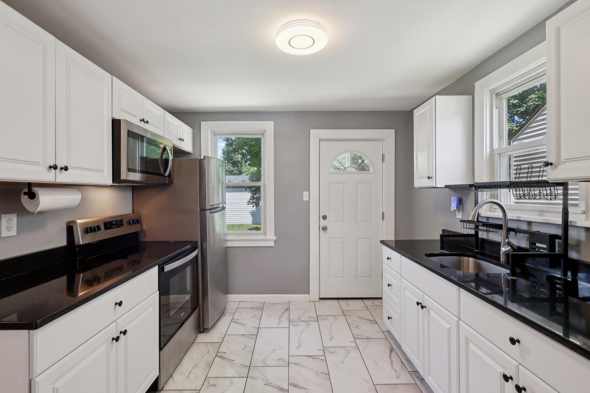 102 Stevenson Road Erlanger, KY 41018 - Photo 3 of 35 Gallery Image 3