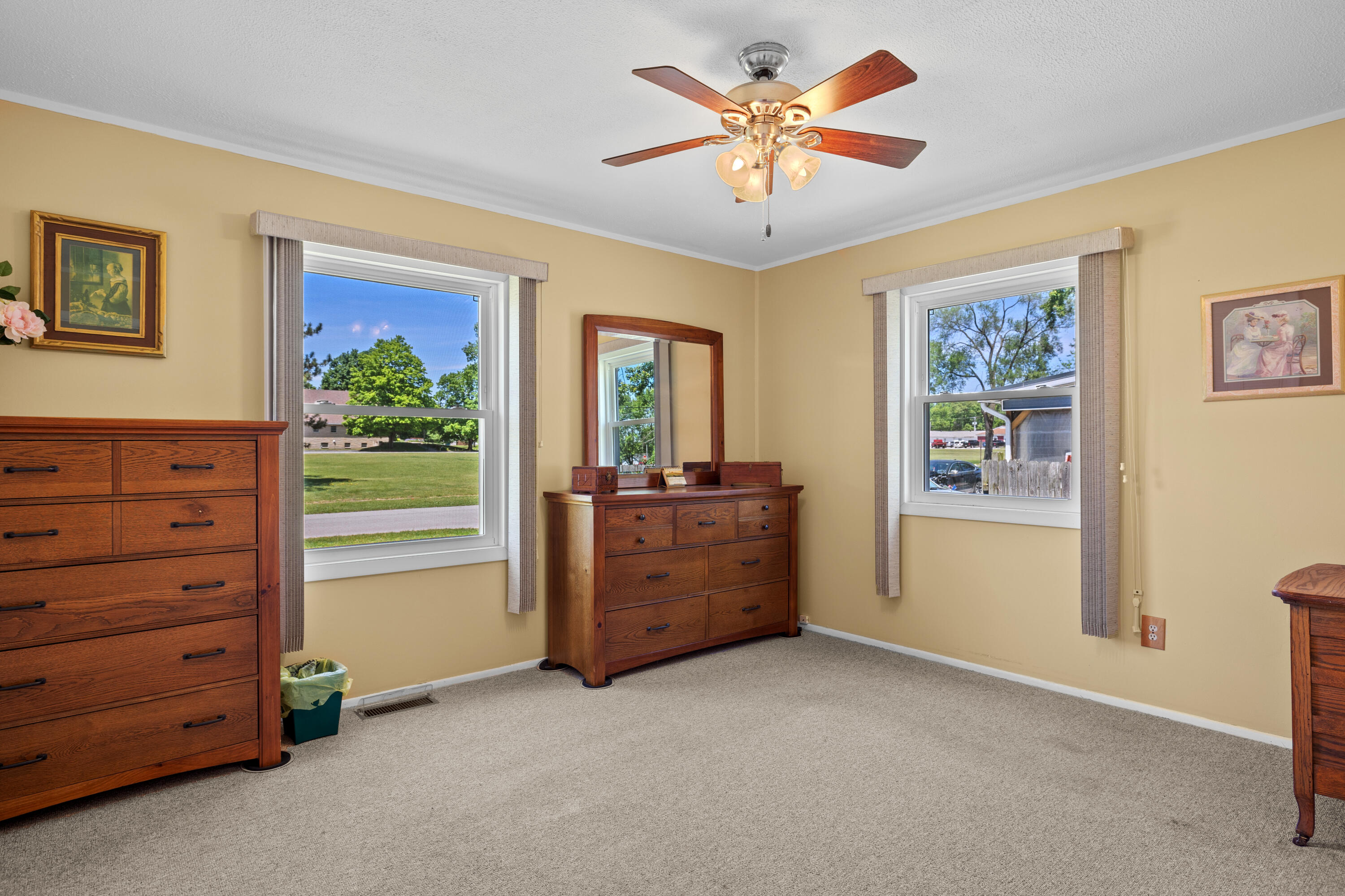 604 Grayton Road Kingsford Heights, IN 46346 - Photo 12 of 22 3000x2000