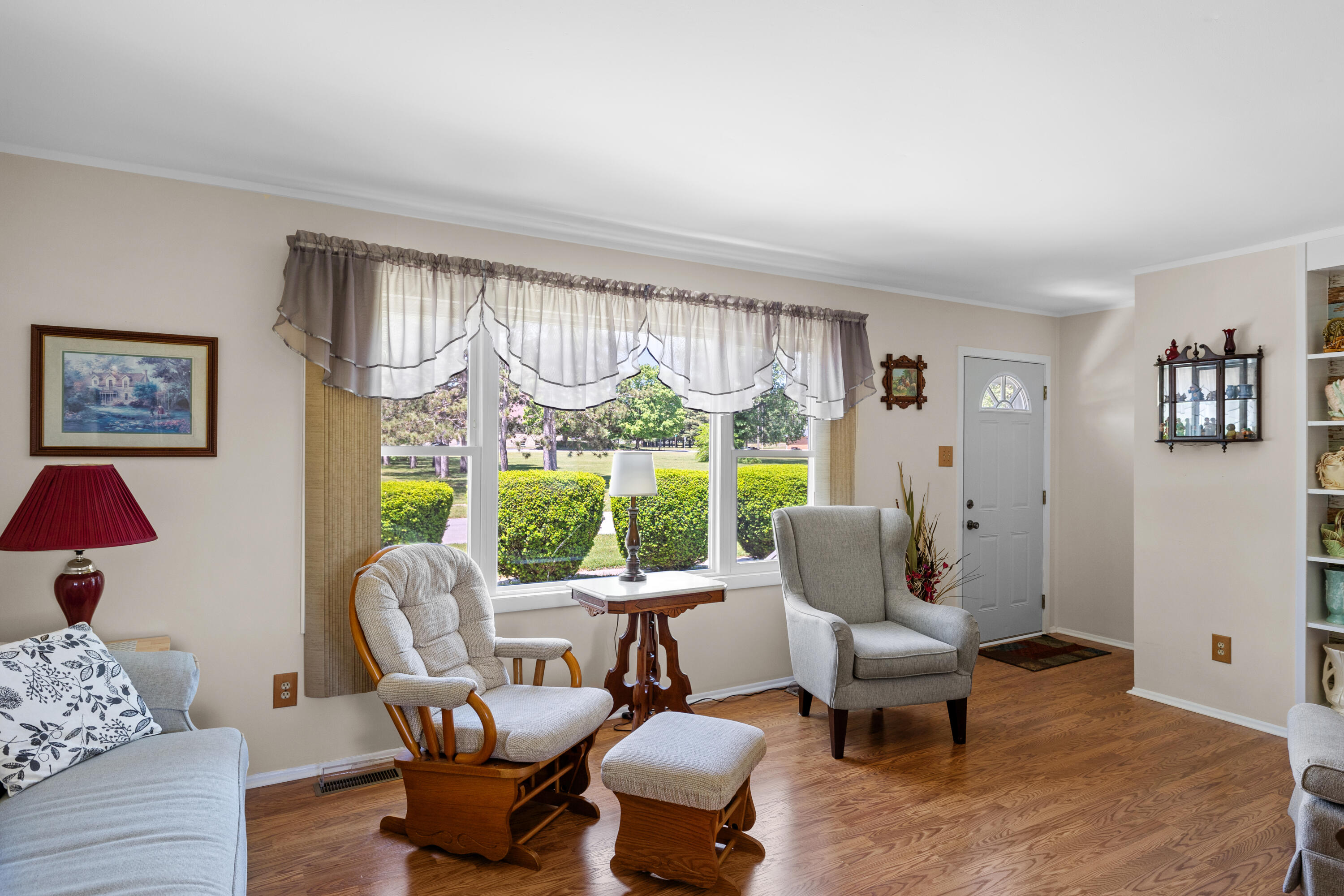 604 Grayton Road Kingsford Heights, IN 46346 - Photo 4 of 22 3000x2000