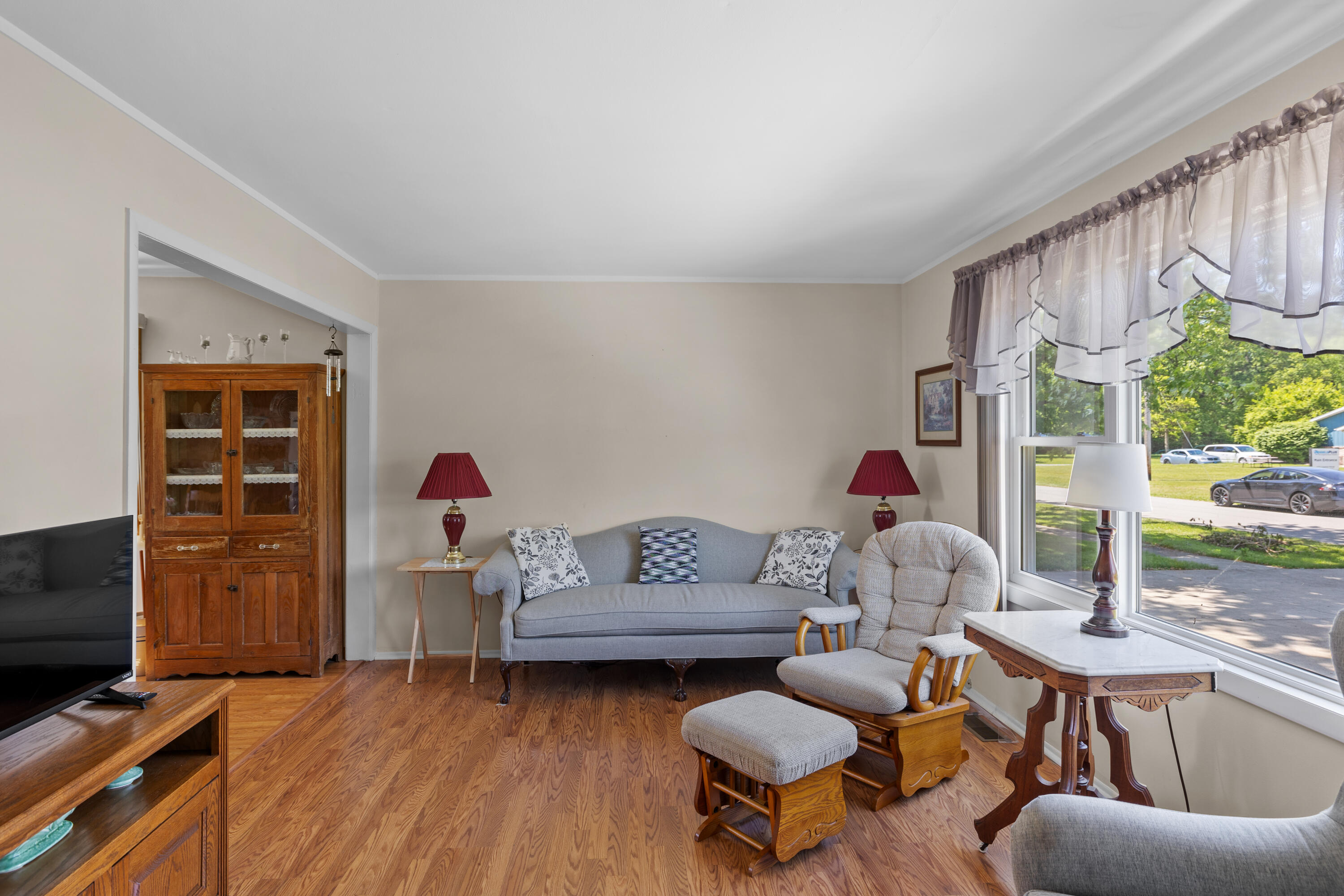 604 Grayton Road Kingsford Heights, IN 46346 - Photo 5 of 22 3000x2000