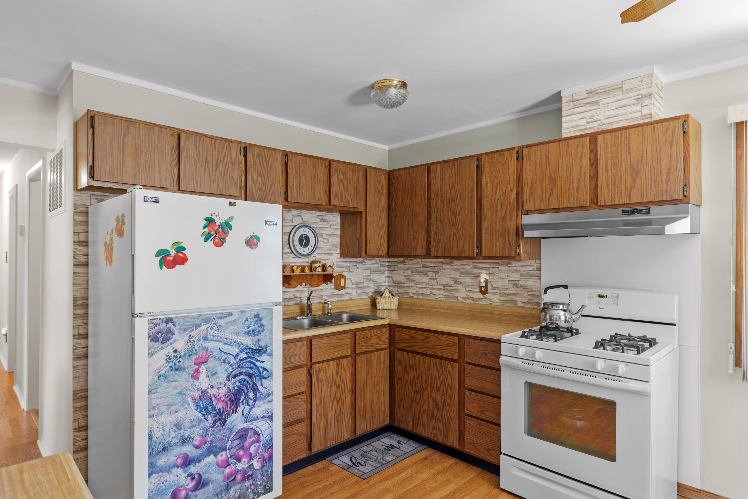 604 Grayton Road Kingsford Heights, IN 46346 - Photo 6 of 22 3000x2000