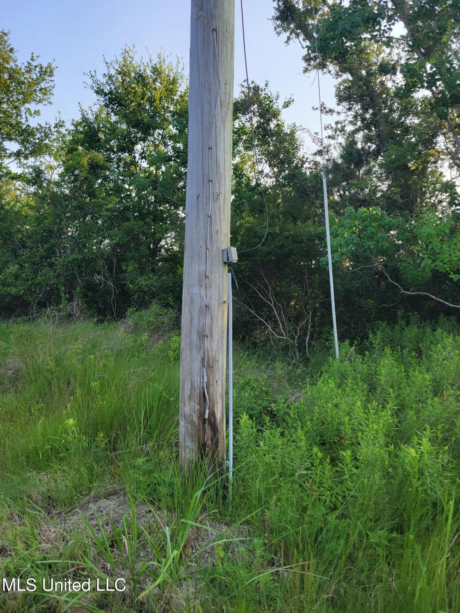 6084 Central Road Bay St. Louis, MS 39520 - Photo 2 of 7 20230609_181723