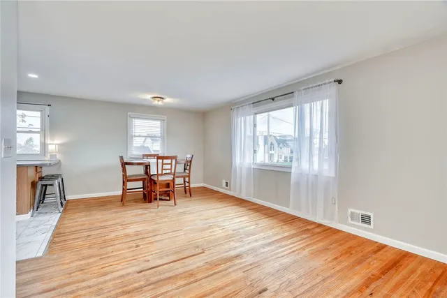 $189,900 | 140 North Drive, Greece, NY 14612