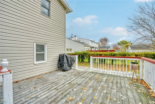 $189,900 | 140 North Drive, Greece, NY 14612