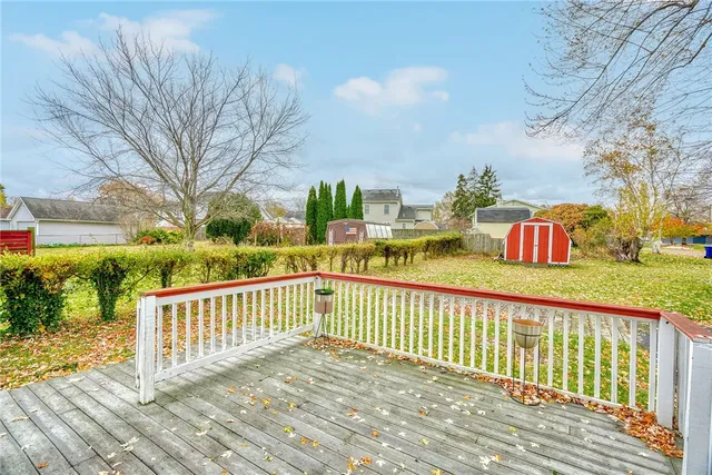 $189,900 | 140 North Drive, Greece, NY 14612