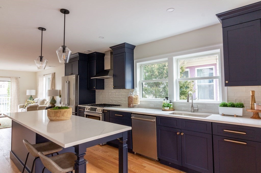 38 Murray Hill Road Boston, MA 02131 - Photo 3 of 22 Gallery Image 3