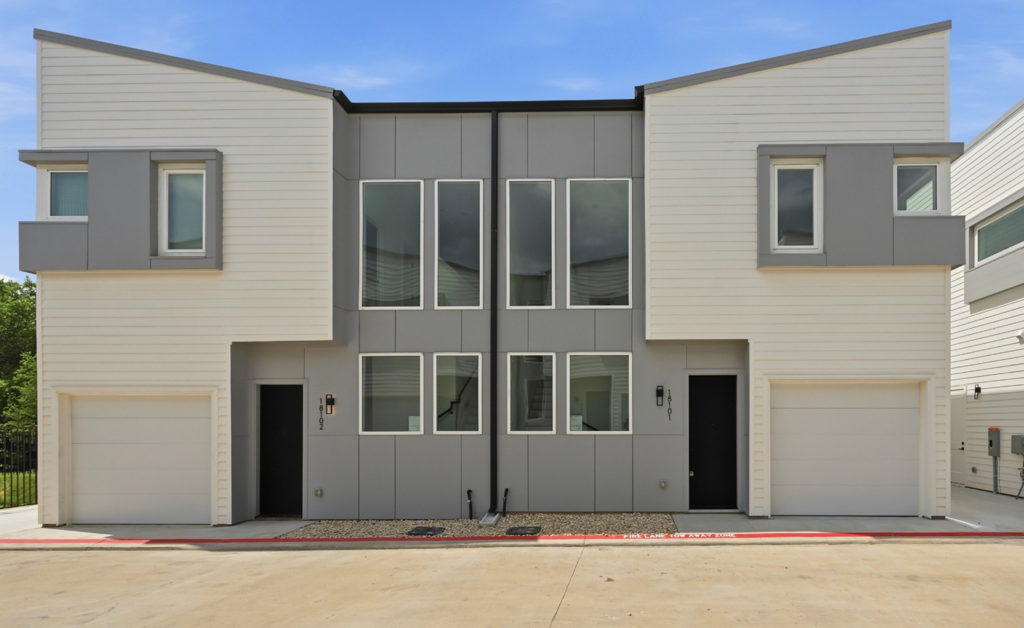 2000 Riverside Farms Road, Unit 18101 Austin, TX 78741 - Photo 1 of 16