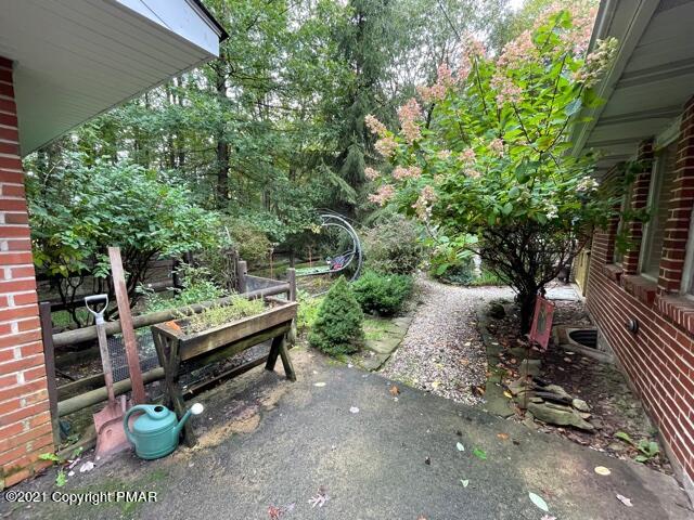306 Tower Road Albrightsville, PA 18210 - Photo 19 of 26 Courtyard