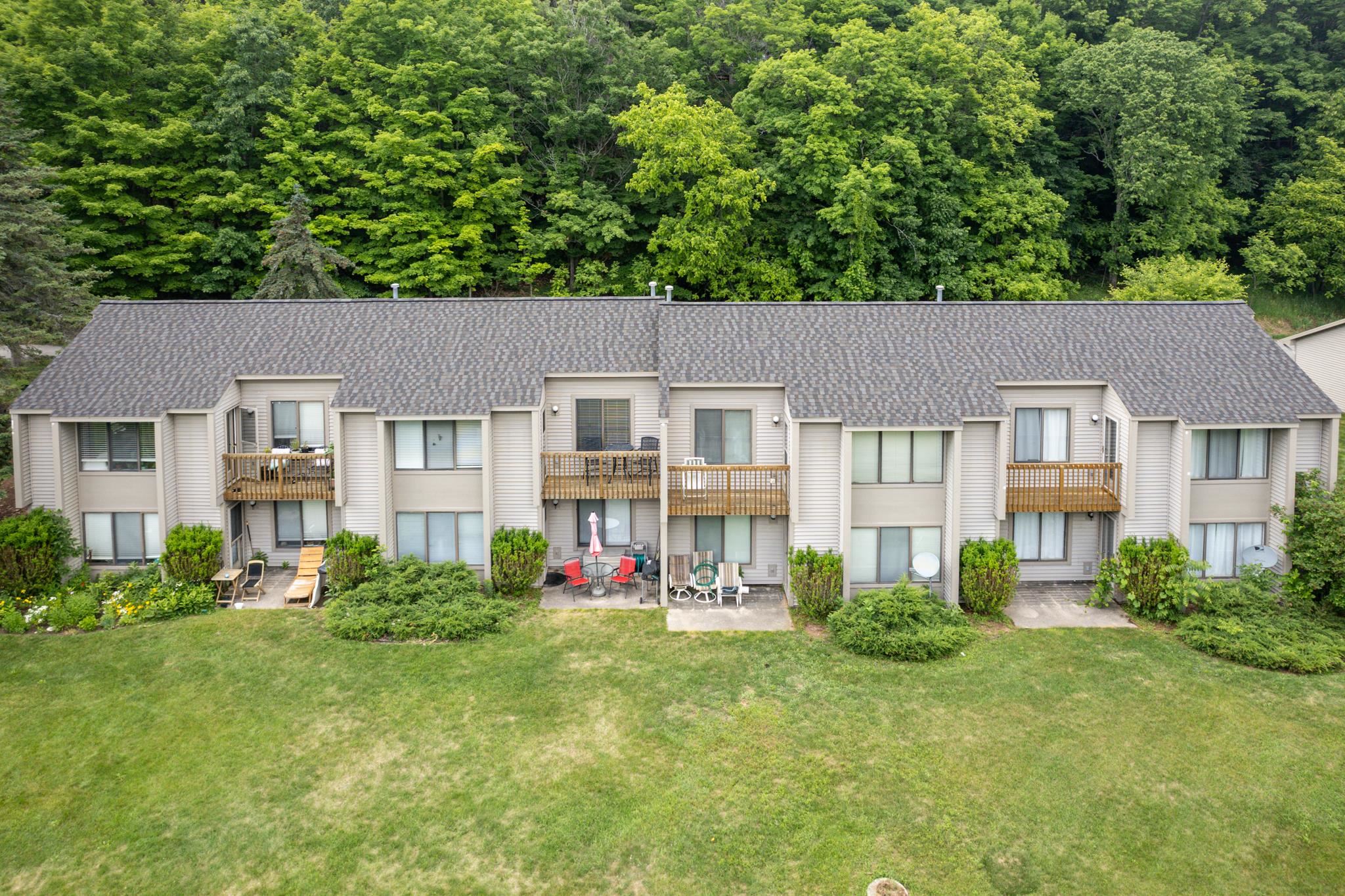 11255 East Fort Road, Unit E2 Suttons Bay, MI 49682 - Photo 44 of 49
