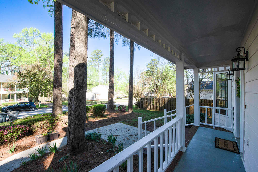 403 Windtree Court Martinez, GA 30907 - Photo 6 of 36 4 frontporch1 (1)