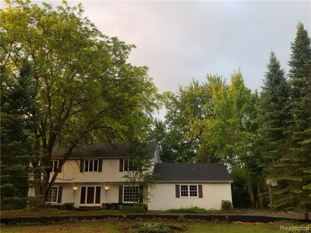 1215 Rocky Ridge Trail Flint, MI 48532 - Photo 3 of 35 20180531_062236.jpg