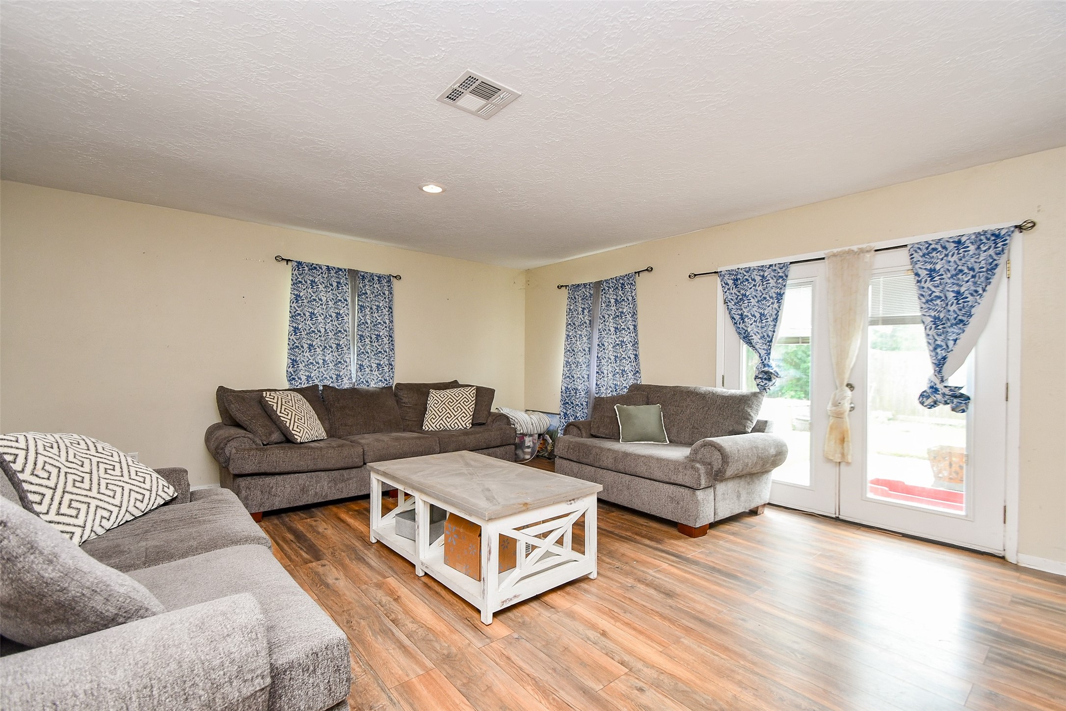 726 Brookview Street Channelview, TX 77530 - Photo 15 of 32