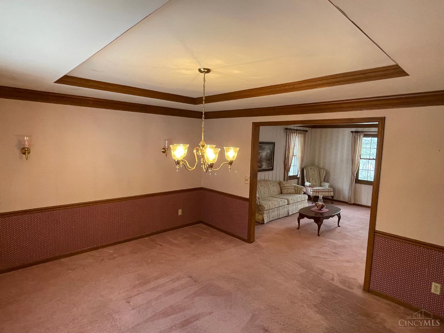 5547 Hubble Road Cincinnati, OH 45247 - Photo 9 of 49 Gallery Image 9