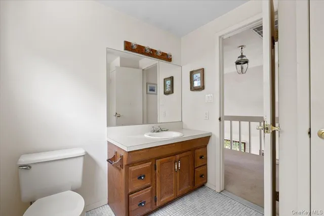 $699,990 | 281 Kohr Road, Kings Park, NY 11754