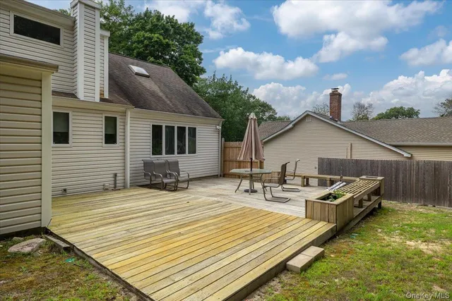 $699,990 | 281 Kohr Road, Kings Park, NY 11754