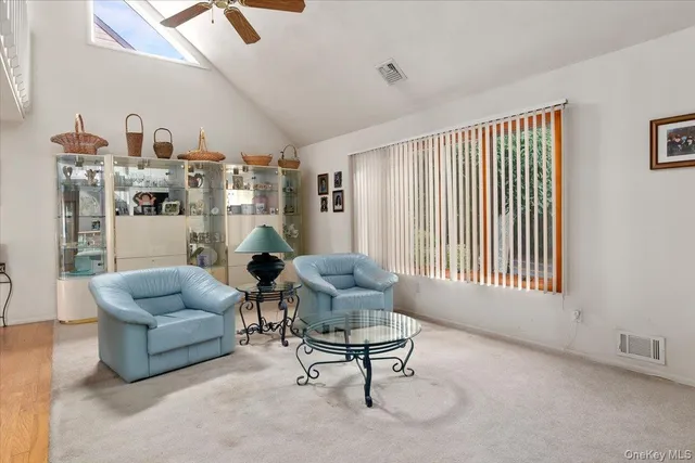 $699,990 | 281 Kohr Road, Kings Park, NY 11754