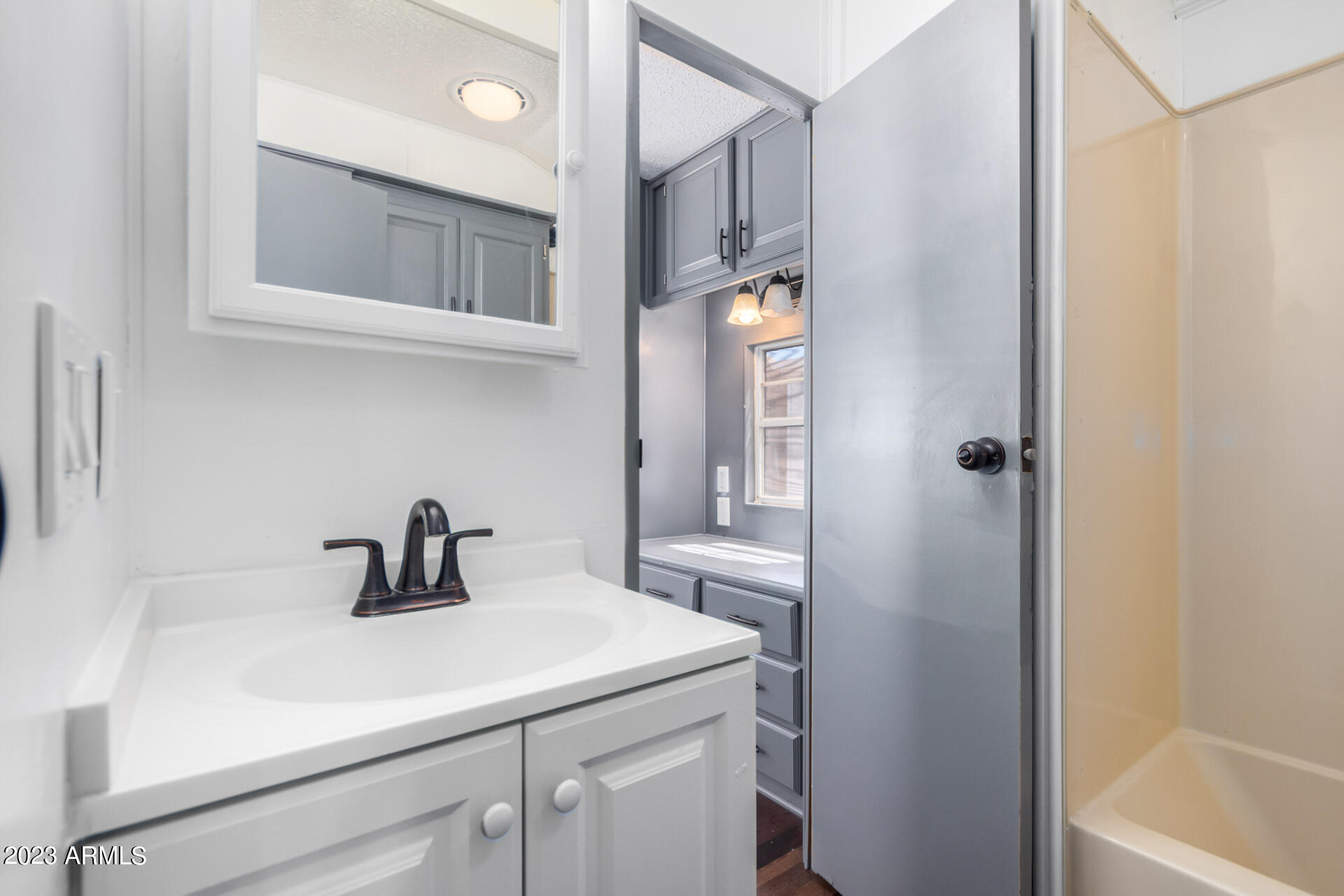 7750 East Broadway Road, Unit 465 Mesa, AZ 85208 - Photo 22 of 27 0022-22 Broadway