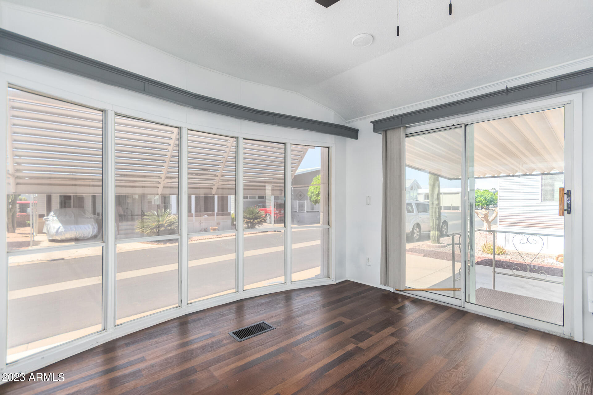 7750 East Broadway Road, Unit 465 Mesa, AZ 85208 - Photo 10 of 27 0010-09 Broadway