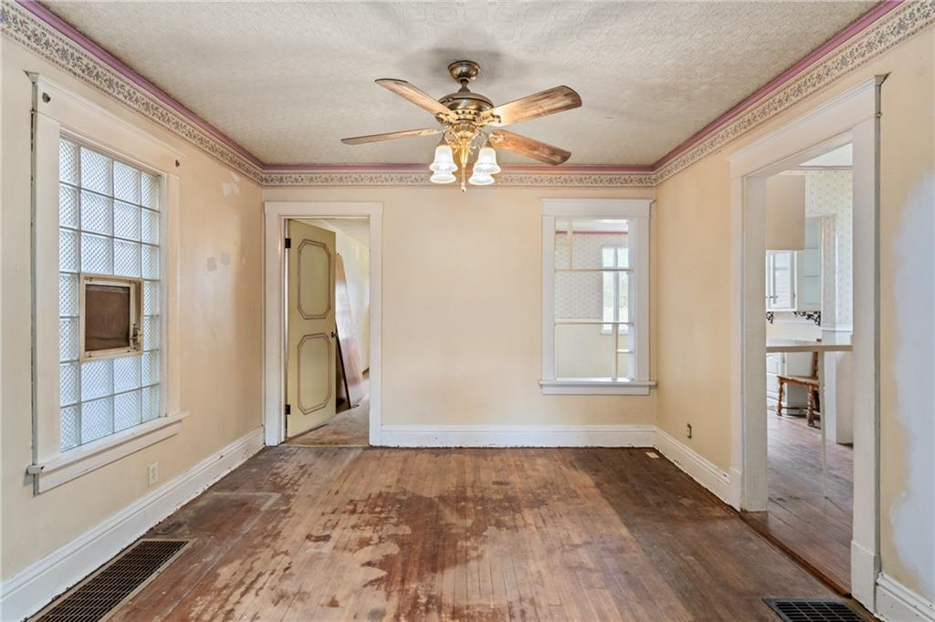 214 Sarah Street McKees Rocks, PA 15136 - Photo 14 of 28 a view of an empty room with a window