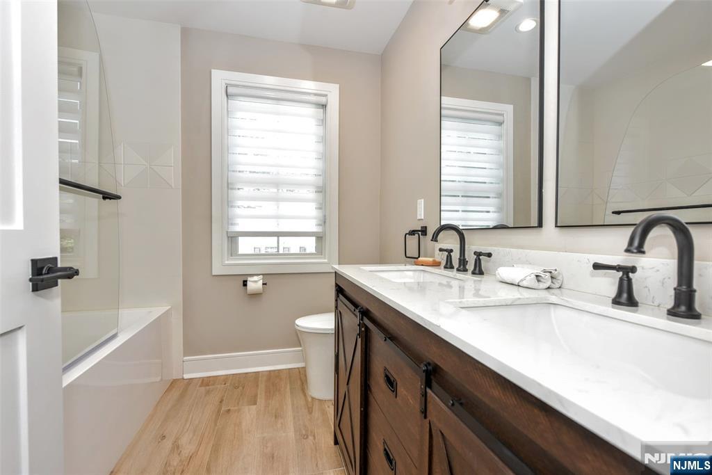 515 Hobart Road Paramus, NJ 07652 - Photo 35 of 44 Gallery Image 35