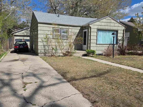 $225,000 | 1611 South Cedar Street, Casper, WY 82601