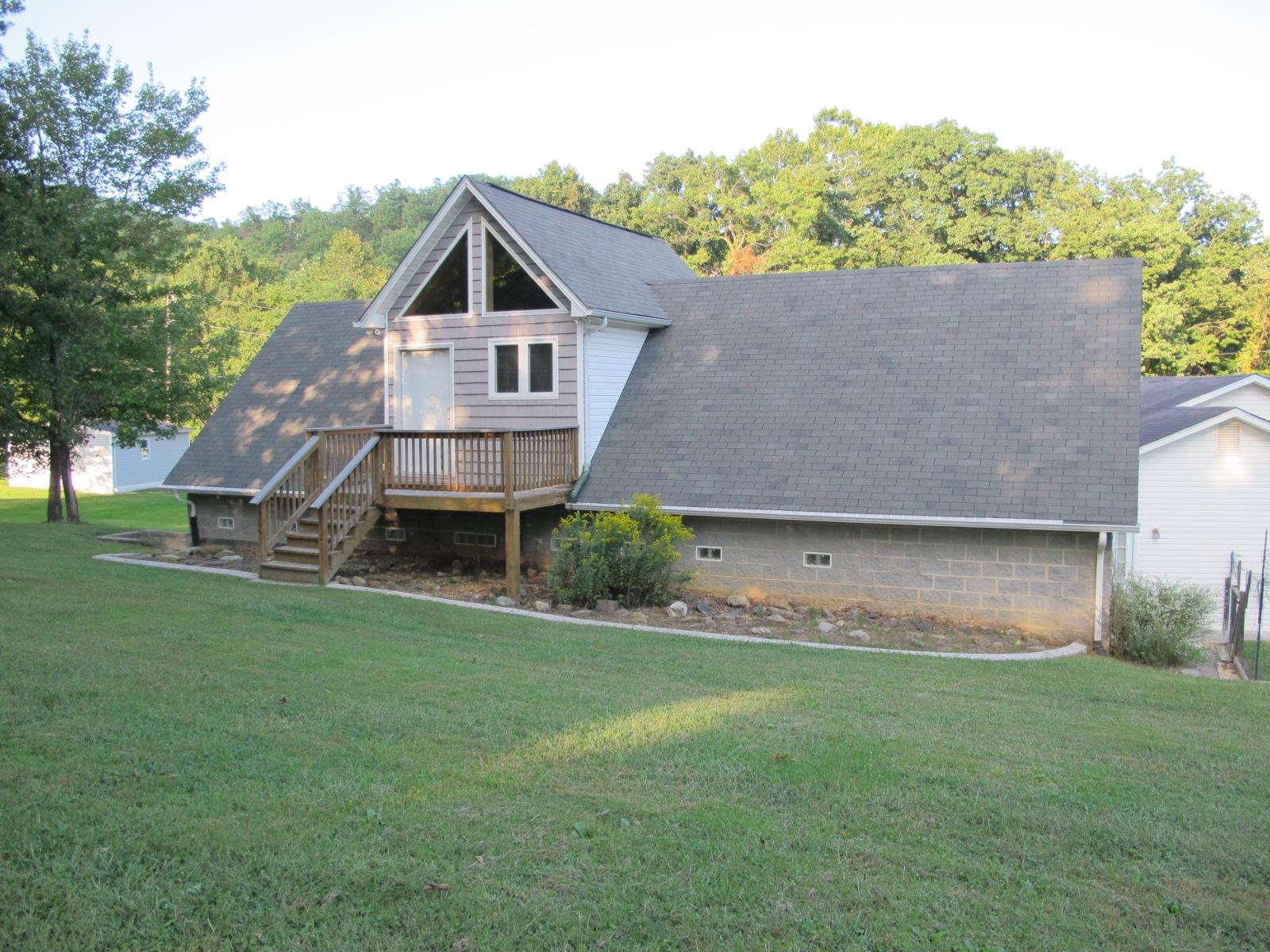 912 Paint Bank Road Salem, VA 24153 - Photo 23 of 33 IMG_3276