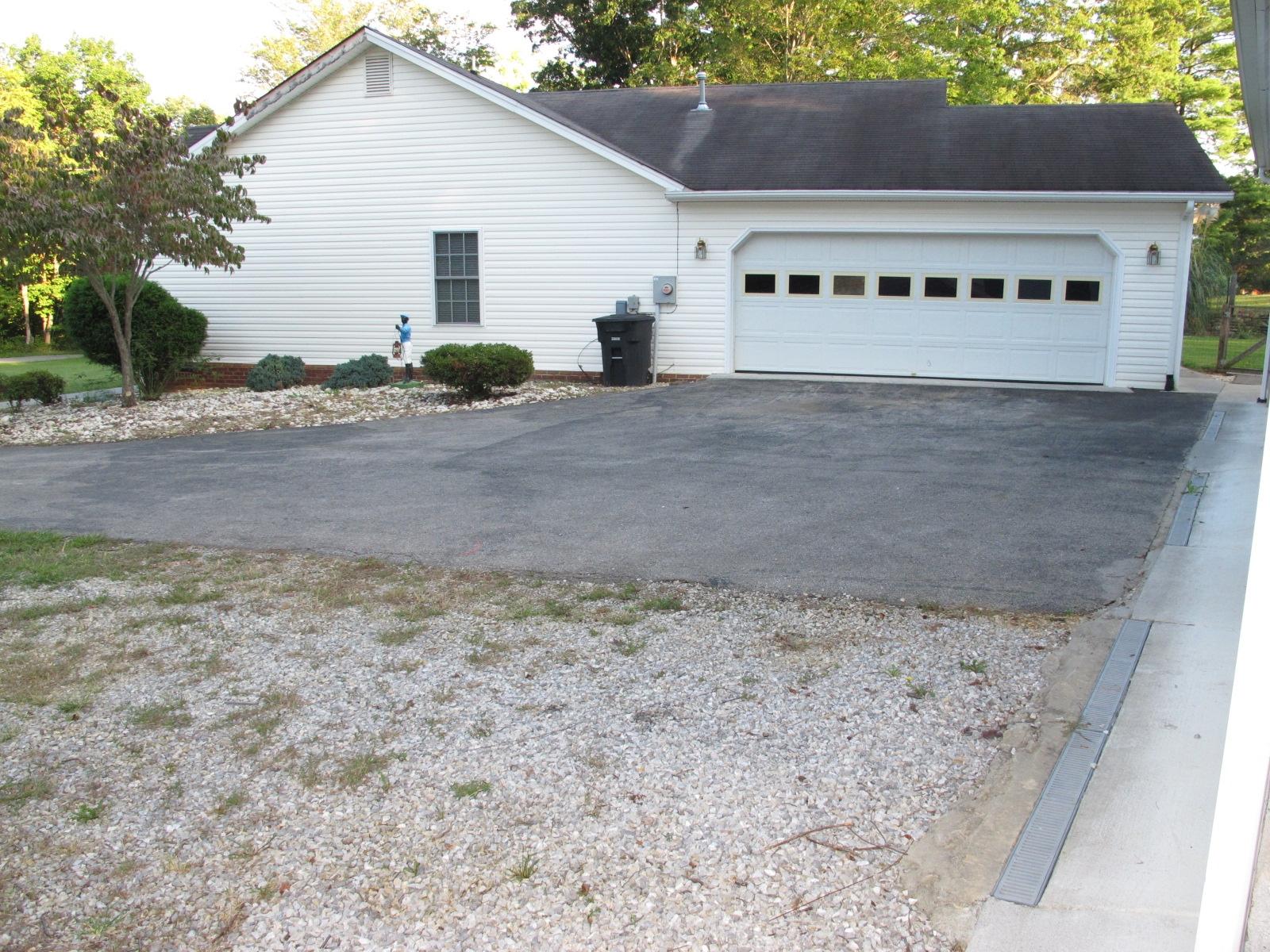 912 Paint Bank Road Salem, VA 24153 - Photo 33 of 33 IMG_3290