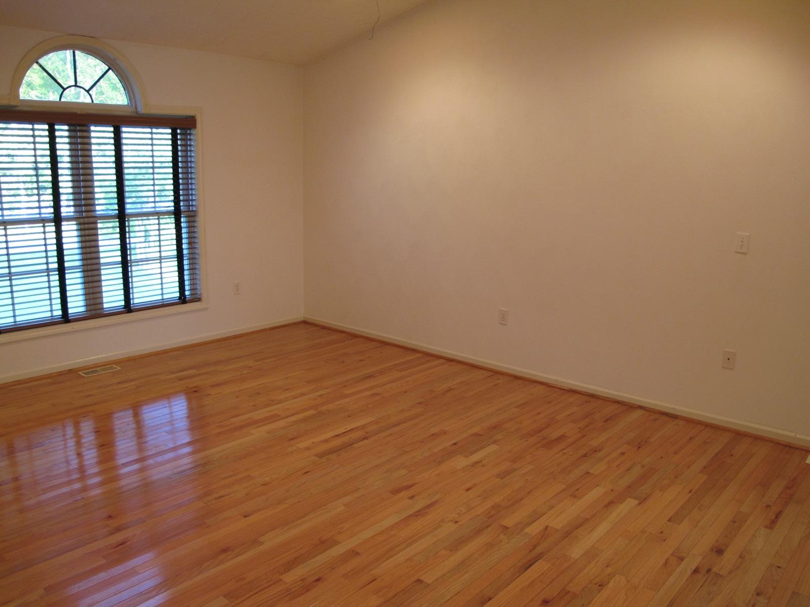 912 Paint Bank Road Salem, VA 24153 - Photo 10 of 33 IMG_3257