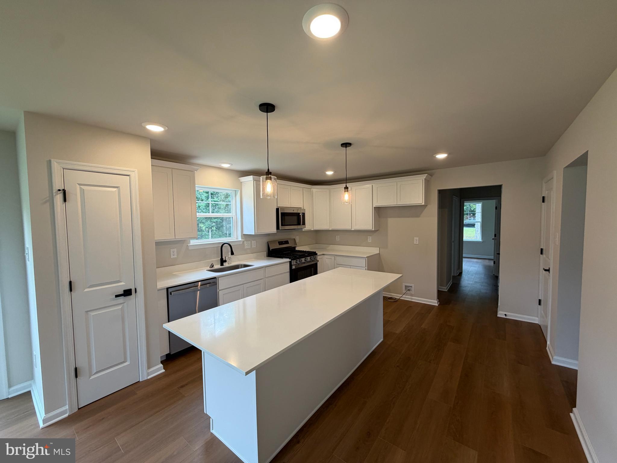 2144 Fairton Road Millville, NJ 08332 - Photo 9 of 28