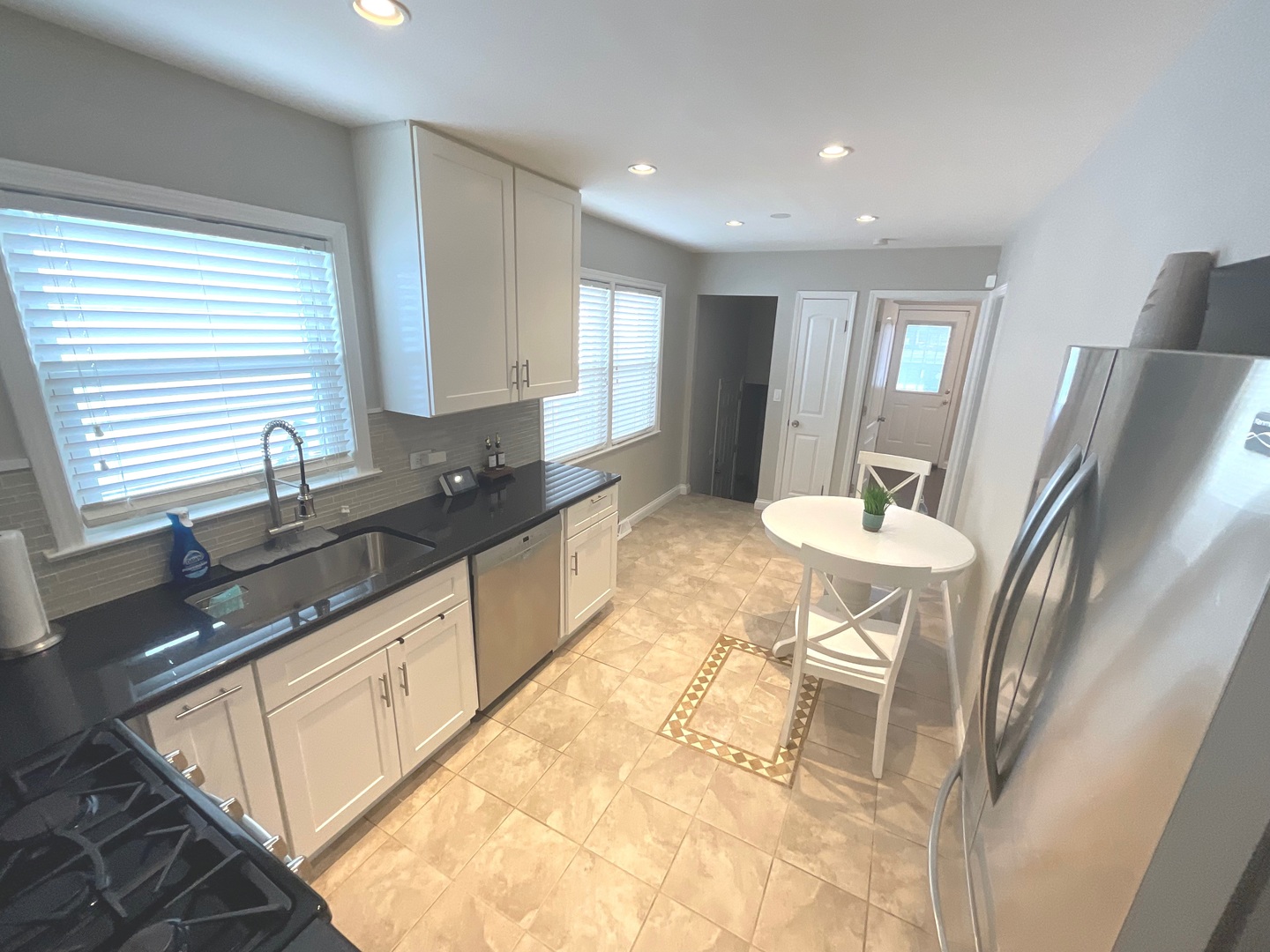 2241 North Monitor Avenue Chicago, IL 60639 - Photo 6 of 12