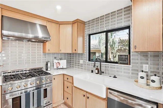 $1,248,000 | 4523 Lexington Avenue, Los Angeles, CA 90029