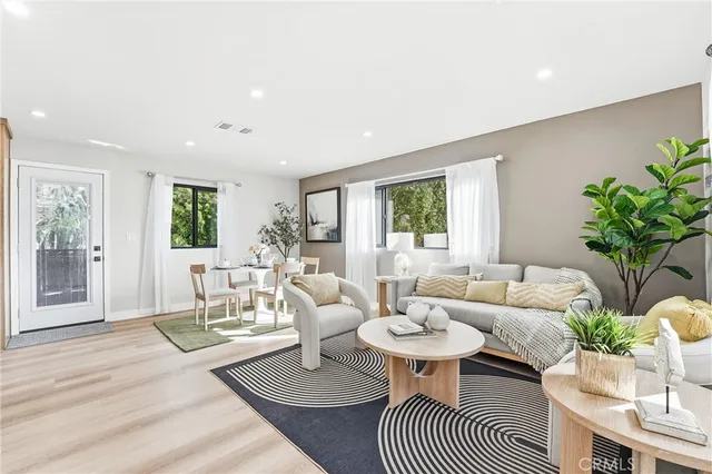 $1,248,000 | 4523 Lexington Avenue, Los Angeles, CA 90029