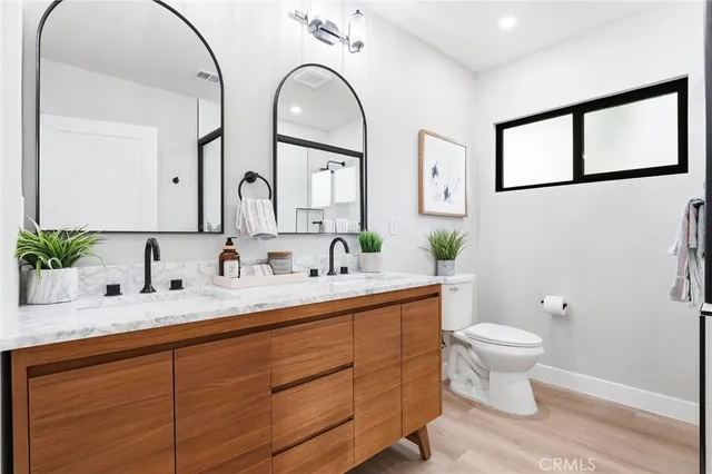 $1,248,000 | 4523 Lexington Avenue, Los Angeles, CA 90029