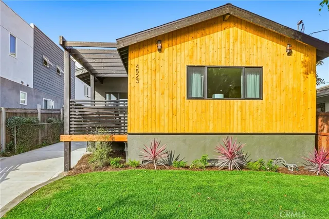 $1,248,000 | 4523 Lexington Avenue, Los Angeles, CA 90029