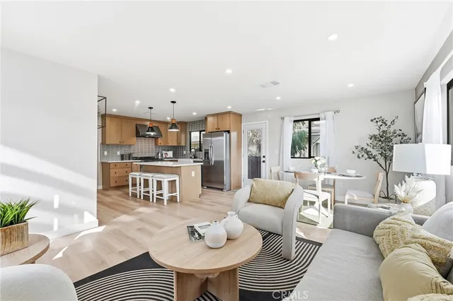 $1,248,000 | 4523 Lexington Avenue, Los Angeles, CA 90029