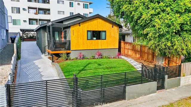 $1,248,000 | 4523 Lexington Avenue, Los Angeles, CA 90029