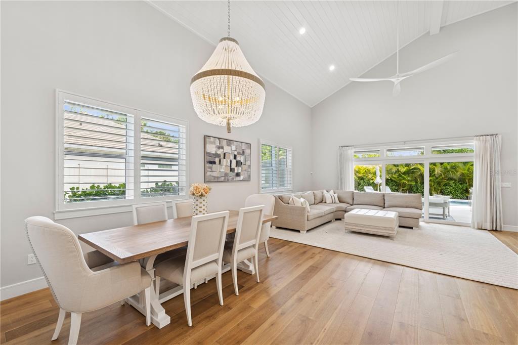 4013 Red Rock Lane Sarasota, FL 34231 - Photo 11 of 60