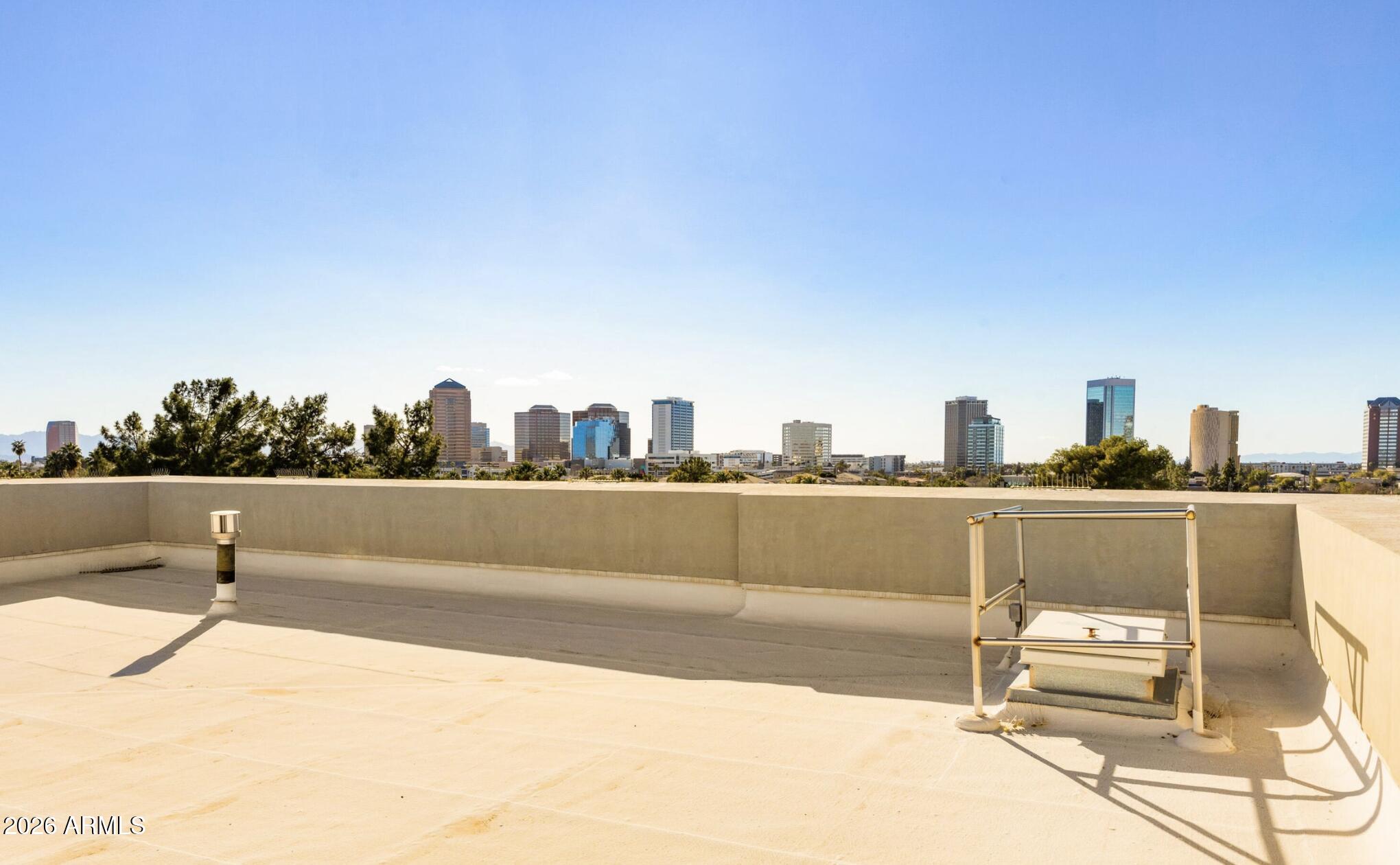 914 East Osborn Road, Unit 403 Phoenix, AZ 85014 - Photo 46 of 49 a view of a terrace view