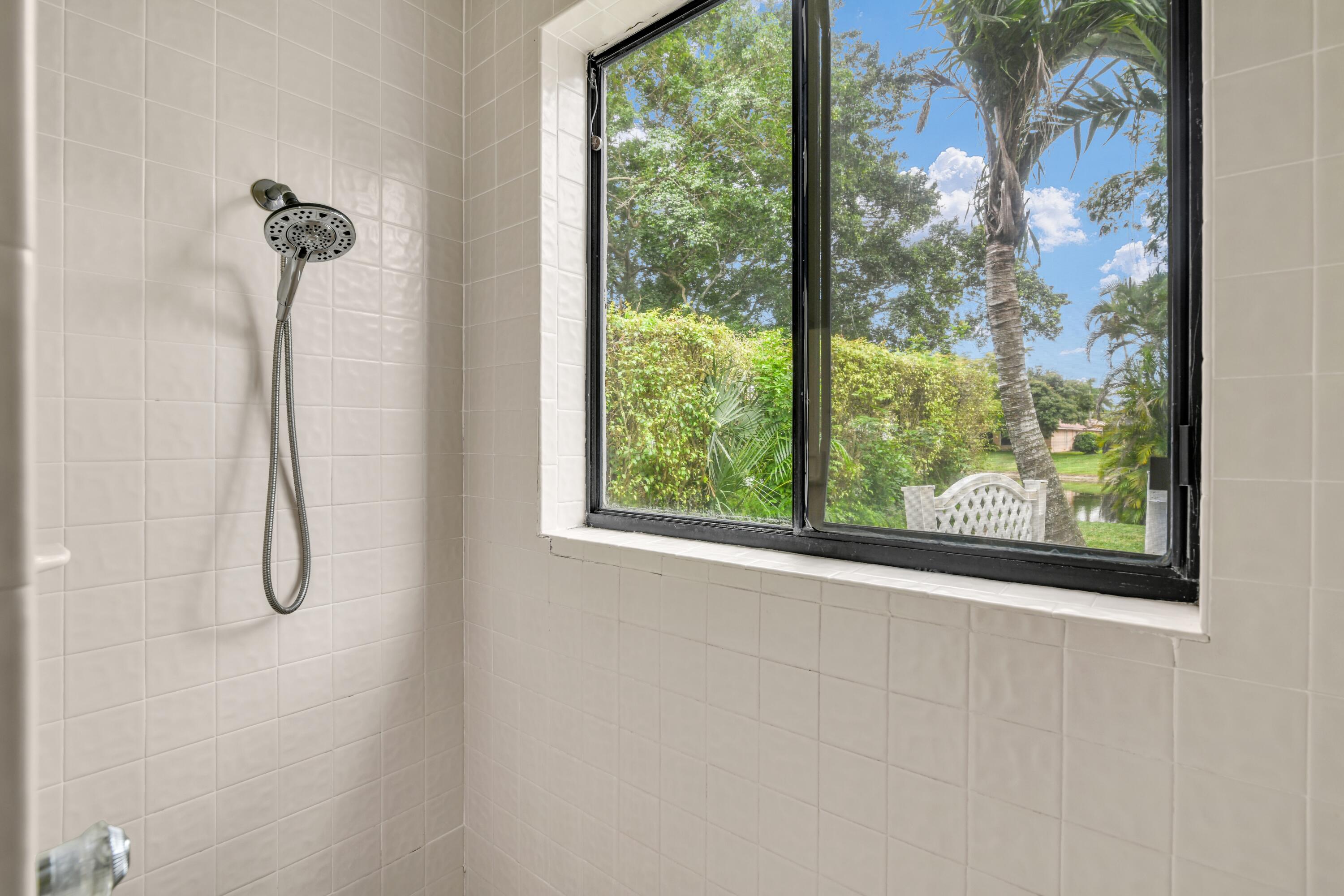 10090 Camelback Lane Boca Raton, FL 33498 - Photo 21 of 27 10090 Camelback Ln Boca Raton shower2
