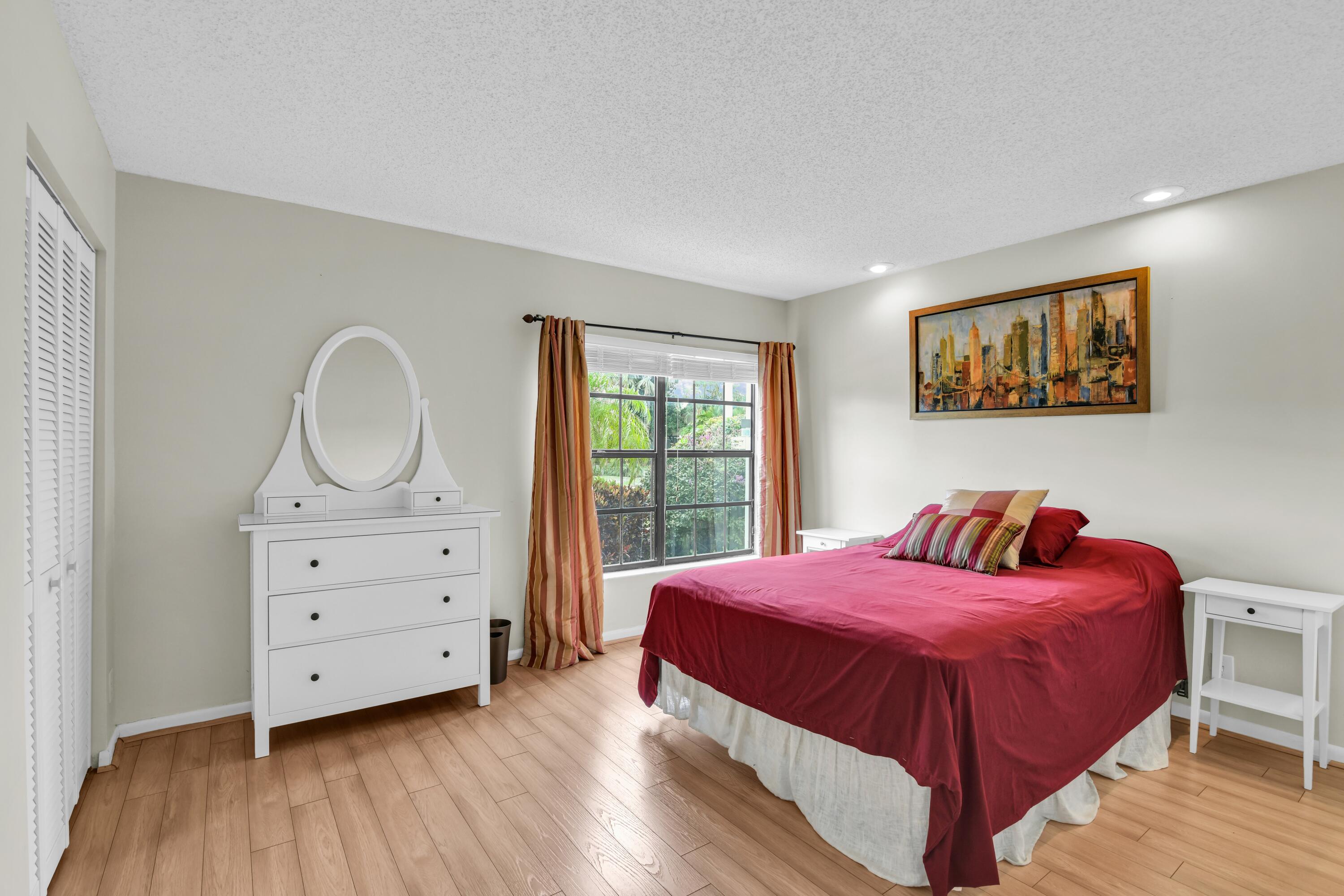 10090 Camelback Lane Boca Raton, FL 33498 - Photo 25 of 27 10090 Camelback Ln Boca Raton bedroom3