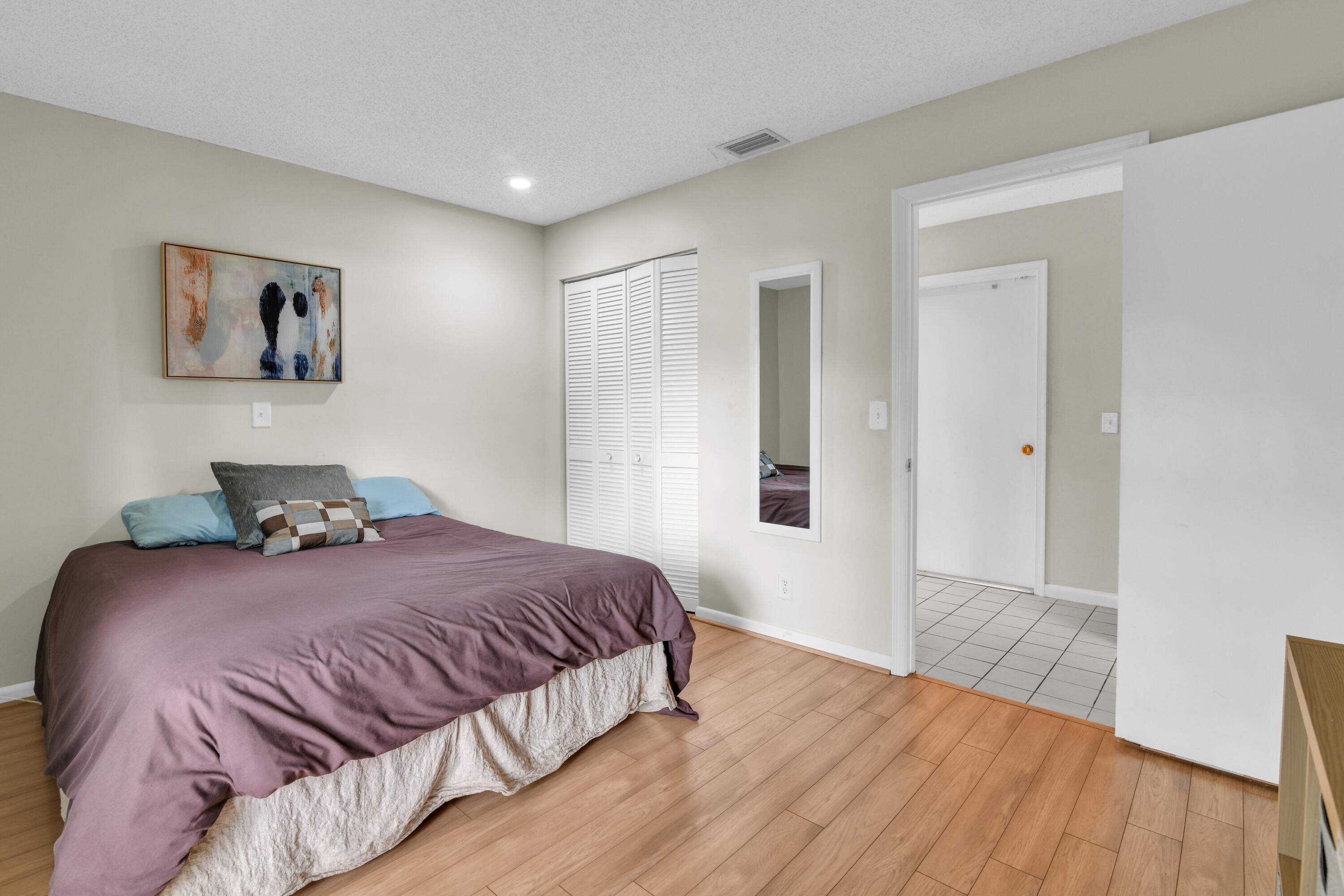 10090 Camelback Lane Boca Raton, FL 33498 - Photo 26 of 27 10090 Camelback Ln Boca Raton bedroom2