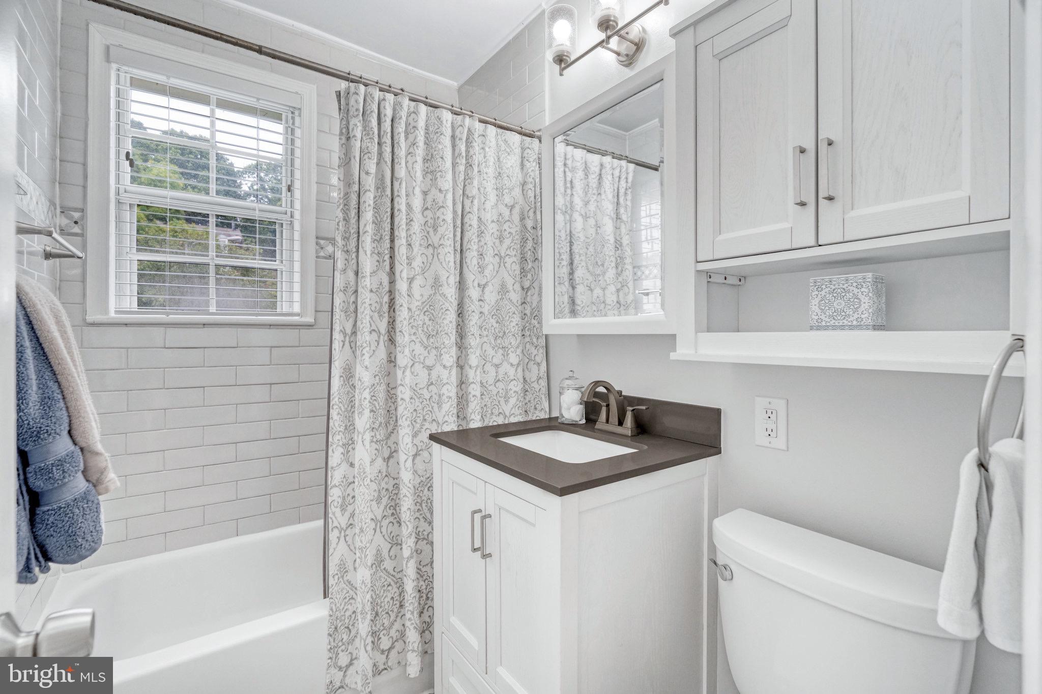 2513 South Walter Reed Drive, Unit B Arlington, VA 22206 - Photo 19 of 29